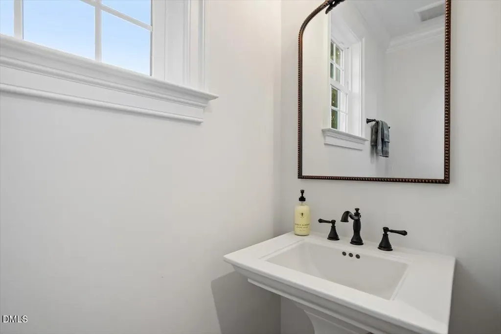 1713 Oberlin Road Raleigh NC 27608
