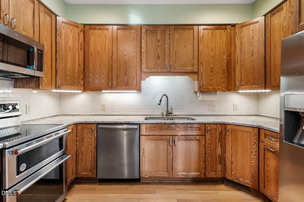 4 Wellesley Place Chapel Hill NC 27517