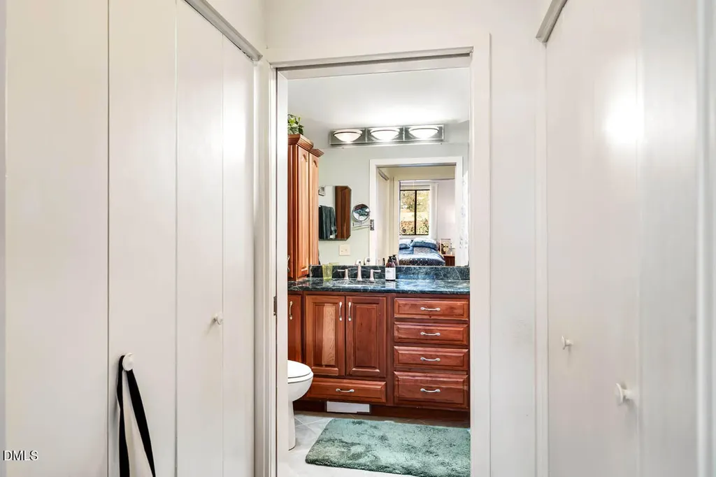 4 Wellesley Place Chapel Hill NC 27517