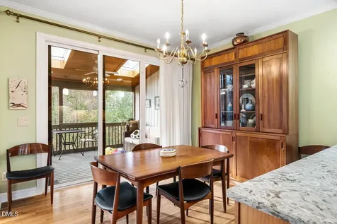 4 Wellesley Place Chapel Hill NC 27517