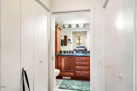 4 Wellesley Place Chapel Hill NC 27517
