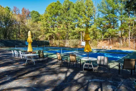 4 Wellesley Place Chapel Hill NC 27517