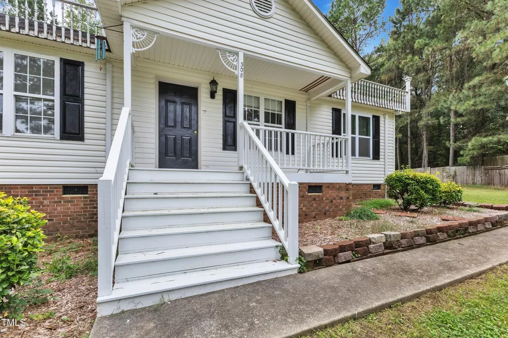 308 Deep Creek Drive Clayton NC 27520