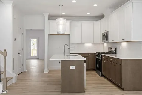 2286 Apex Peakway Apex NC 27502