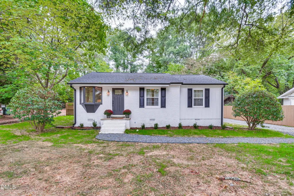8704 Chapel Hill Road Cary NC 27513