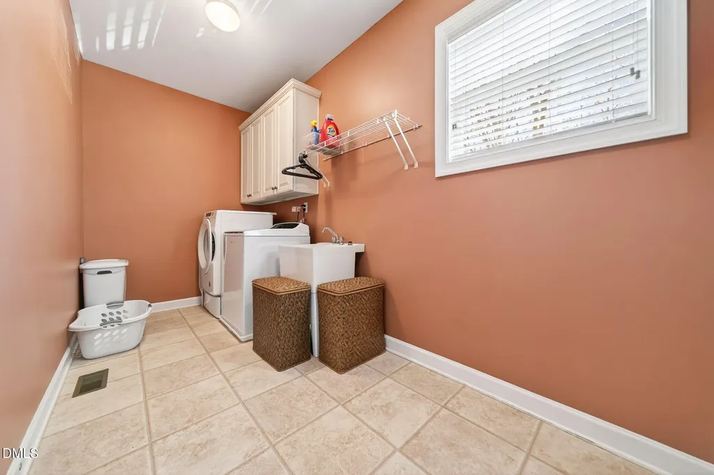 10421 Swerling Way Raleigh NC 27614