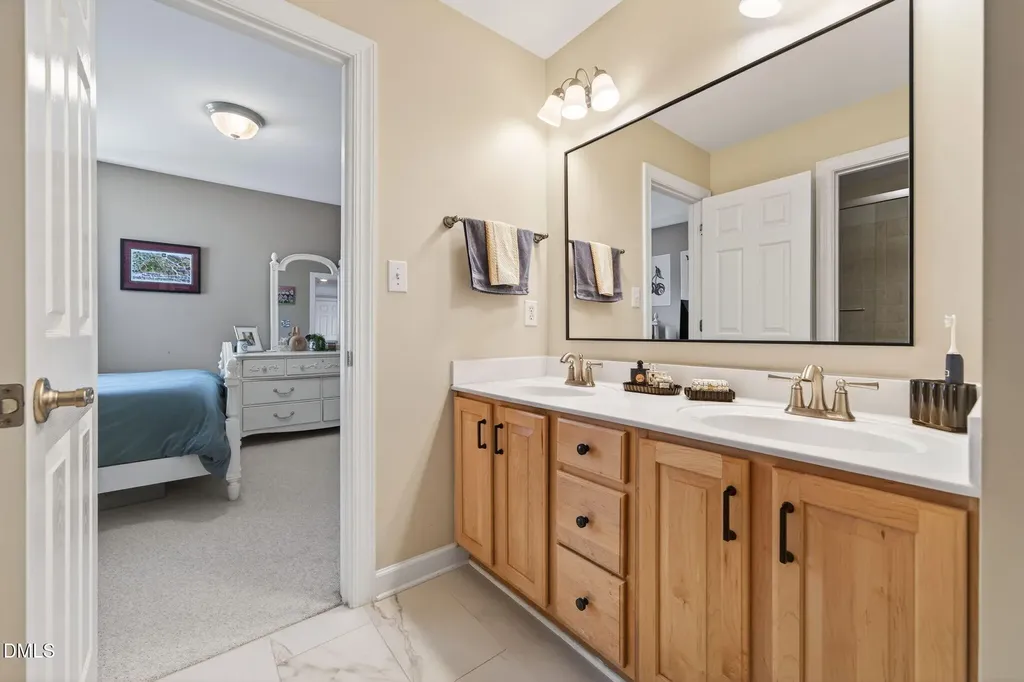 10421 Swerling Way Raleigh NC 27614