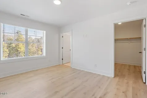 2284 Apex Peakway Apex NC 27502