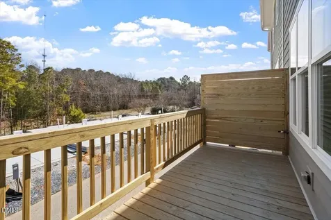 2284 Apex Peakway Apex NC 27502