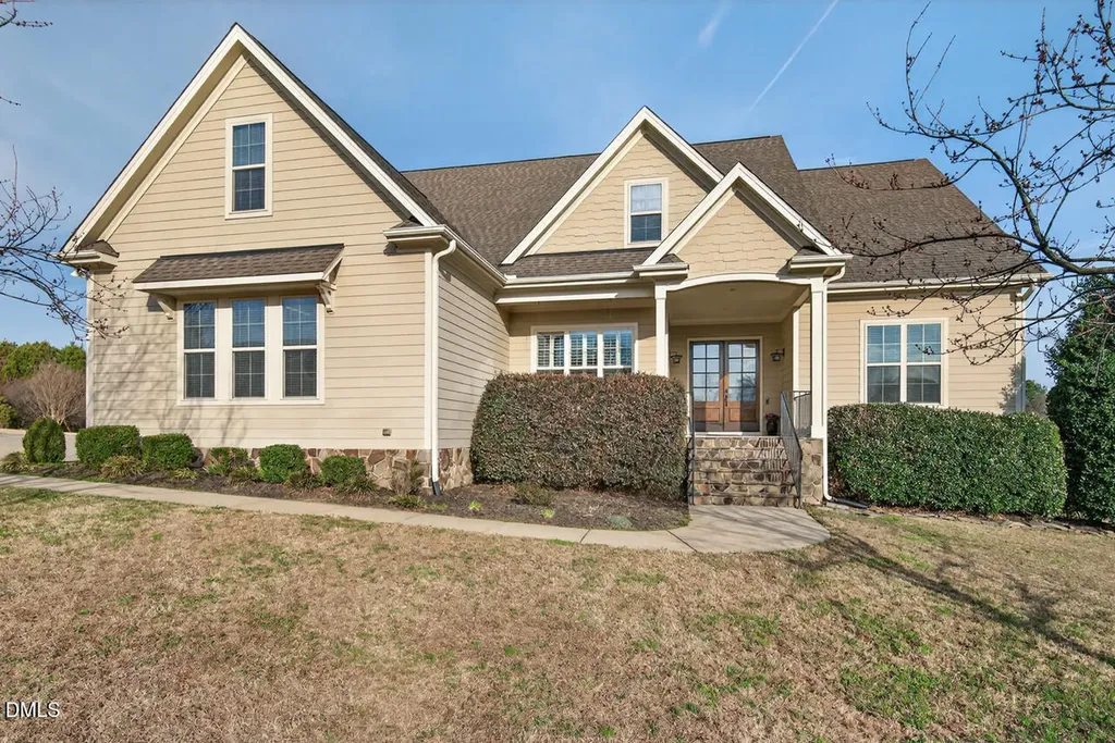 25 Westbourne Lane Youngsville NC 27596