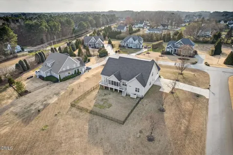 25 Westbourne Lane Youngsville NC 27596
