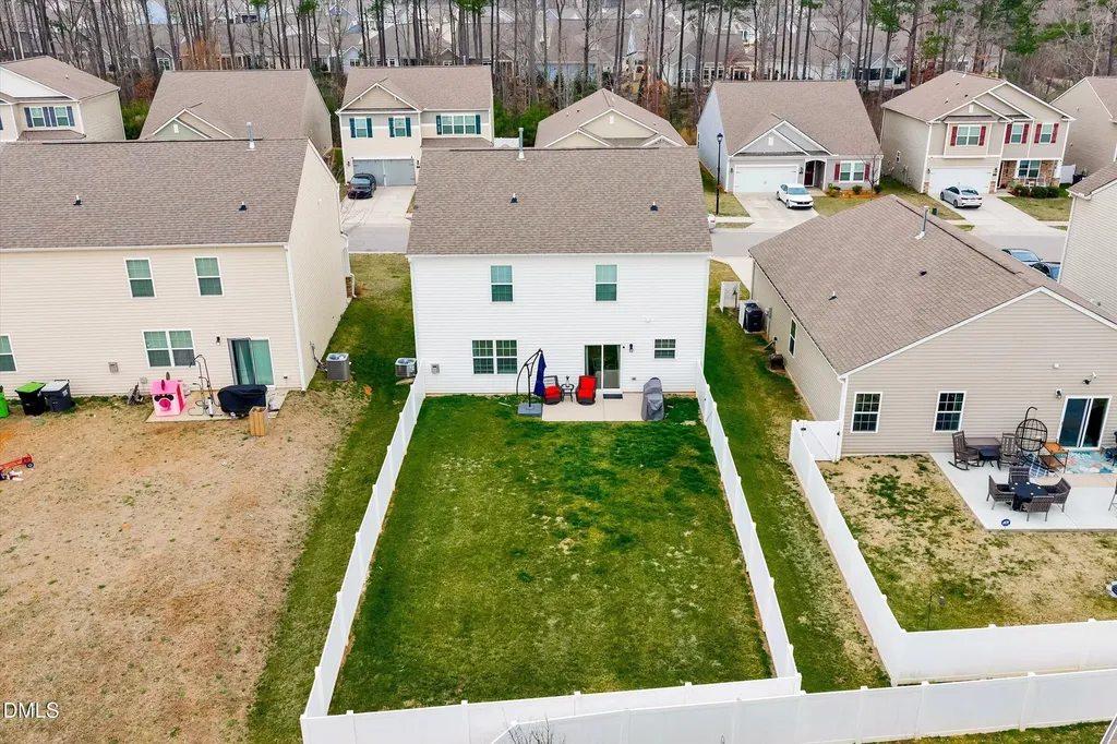 100 N Great White Way Clayton NC 27527