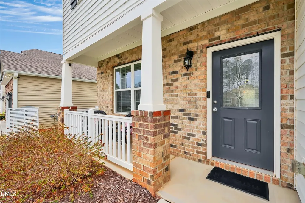 100 N Great White Way Clayton NC 27527