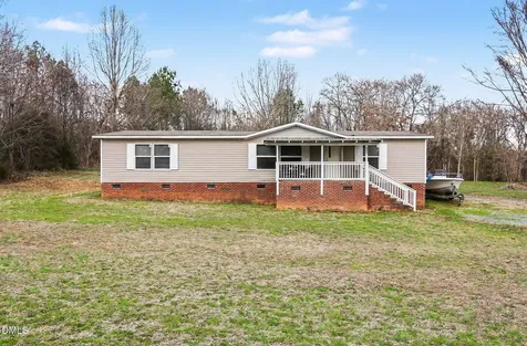 4963 Thom Road Mebane NC 27302