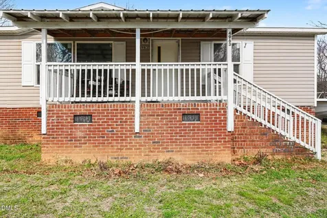 4963 Thom Road Mebane NC 27302