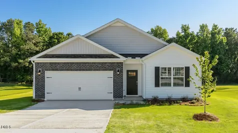103 Charlies Bend Way Spring Lake NC 28390