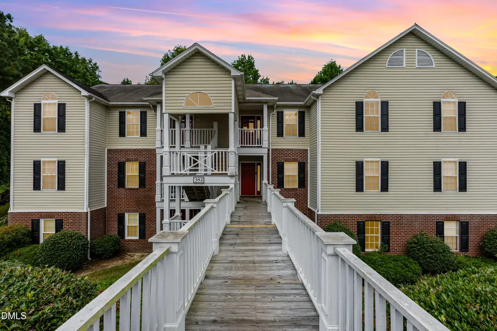 352 Bubble Creek Court Fayetteville NC 28311