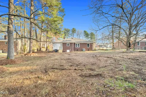 1249 Oakridge Avenue Henderson NC 27536