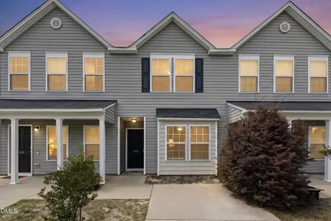 508 Directive Drive Hope Mills NC 28348