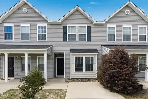 508 Directive Drive Hope Mills NC 28348