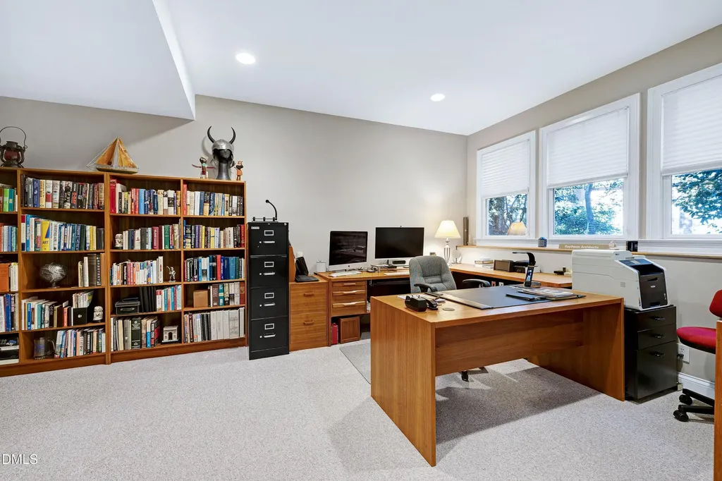 81008 Alexander Chapel Hill NC 27517
