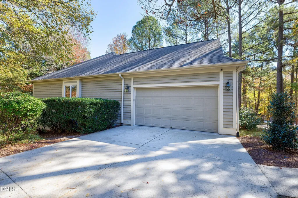 81008 Alexander Chapel Hill NC 27517