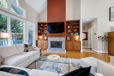 81008 Alexander Chapel Hill NC 27517