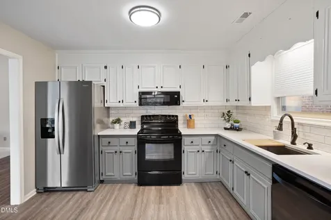 115 Clancy Circle Cary NC 27511