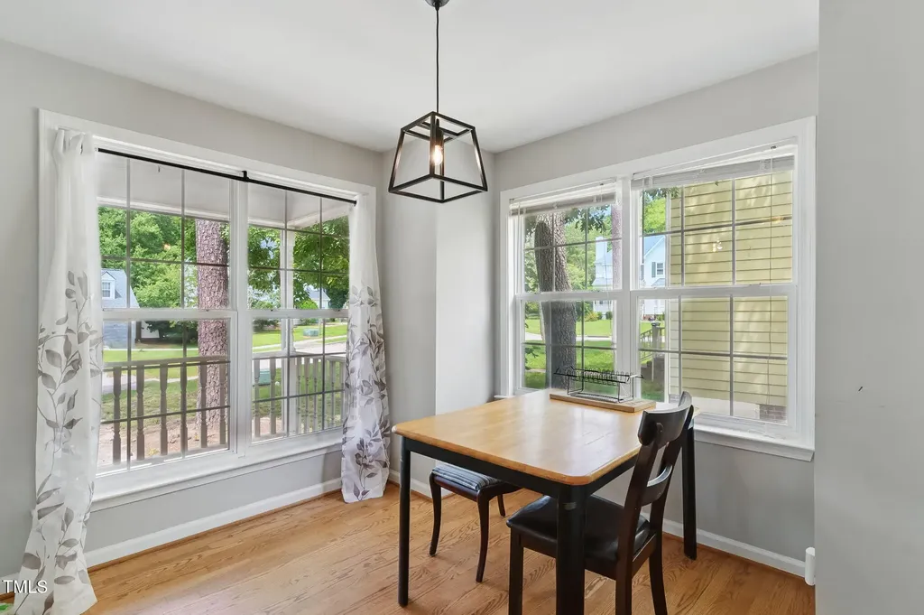 4905 Knightsbridge Way Raleigh NC 27604