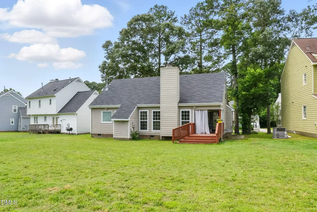4905 Knightsbridge Way Raleigh NC 27604