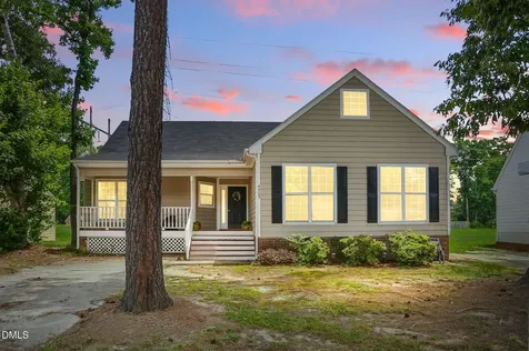 4905 Knightsbridge Way Raleigh NC 27604
