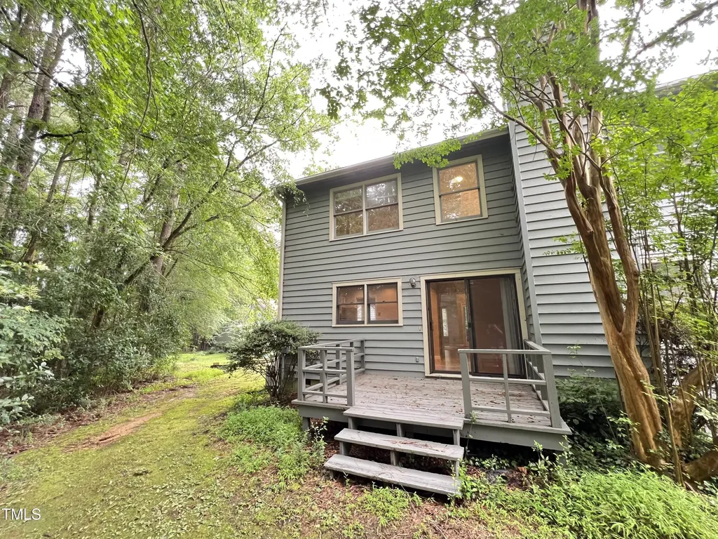 10 Clover Drive Chapel Hill NC 27517