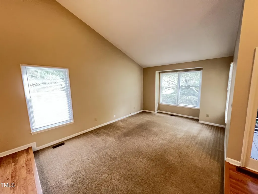 10 Clover Drive Chapel Hill NC 27517
