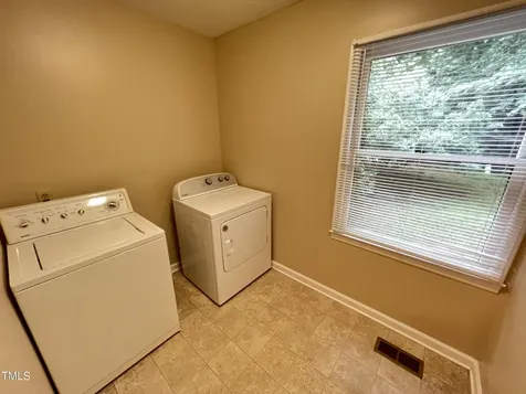 10 Clover Drive Chapel Hill NC 27517