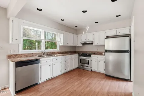 10 Clover Drive Chapel Hill NC 27517