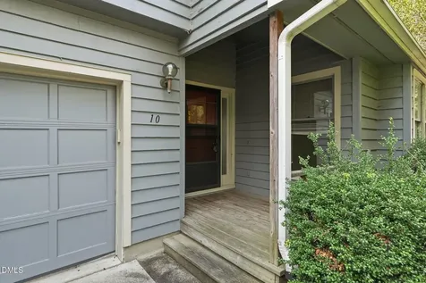 10 Clover Drive Chapel Hill NC 27517
