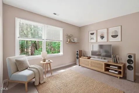 10 Clover Drive Chapel Hill NC 27517