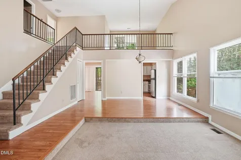 10 Clover Drive Chapel Hill NC 27517