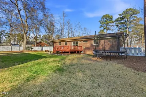 133 Crescent Street Pine Level NC 27569