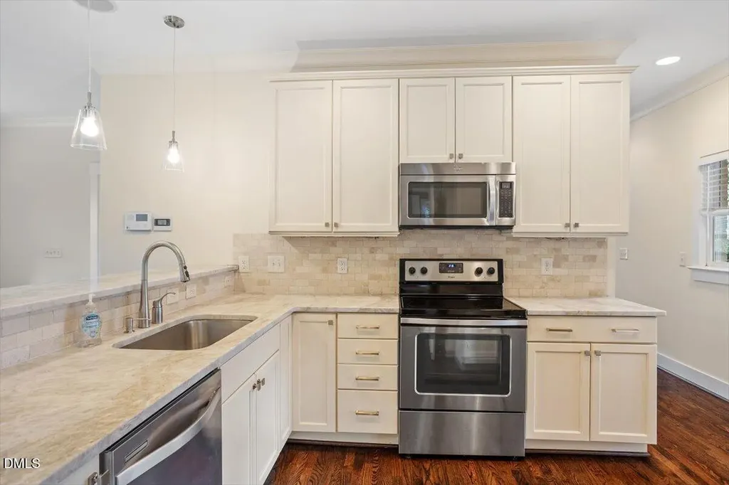 2718 Peachtree Street Raleigh NC 27608