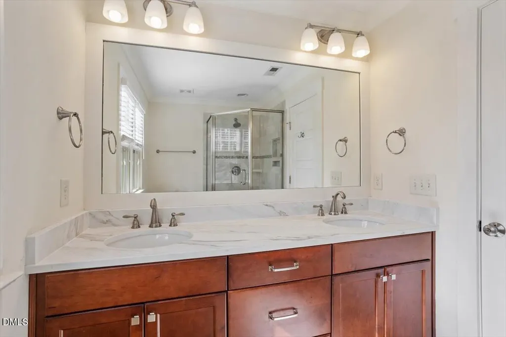 2718 Peachtree Street Raleigh NC 27608