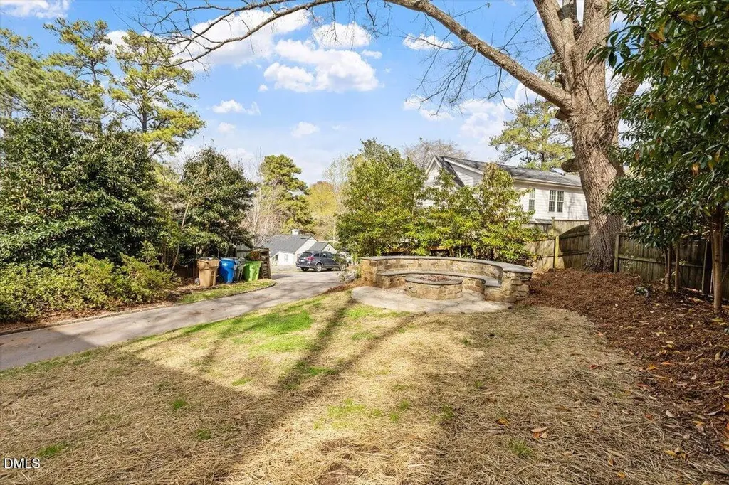 2718 Peachtree Street Raleigh NC 27608