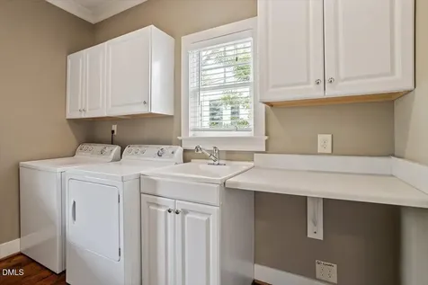 2718 Peachtree Street Raleigh NC 27608