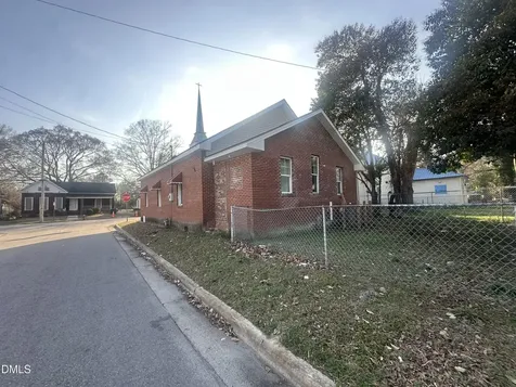 303 Elba Street E Wilson NC 27893