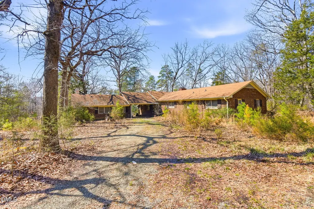 1603 Sykes Road Mebane NC 27302