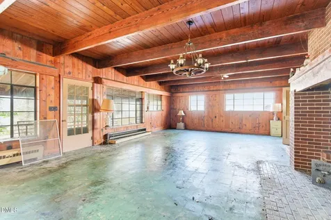 1603 Sykes Road Mebane NC 27302