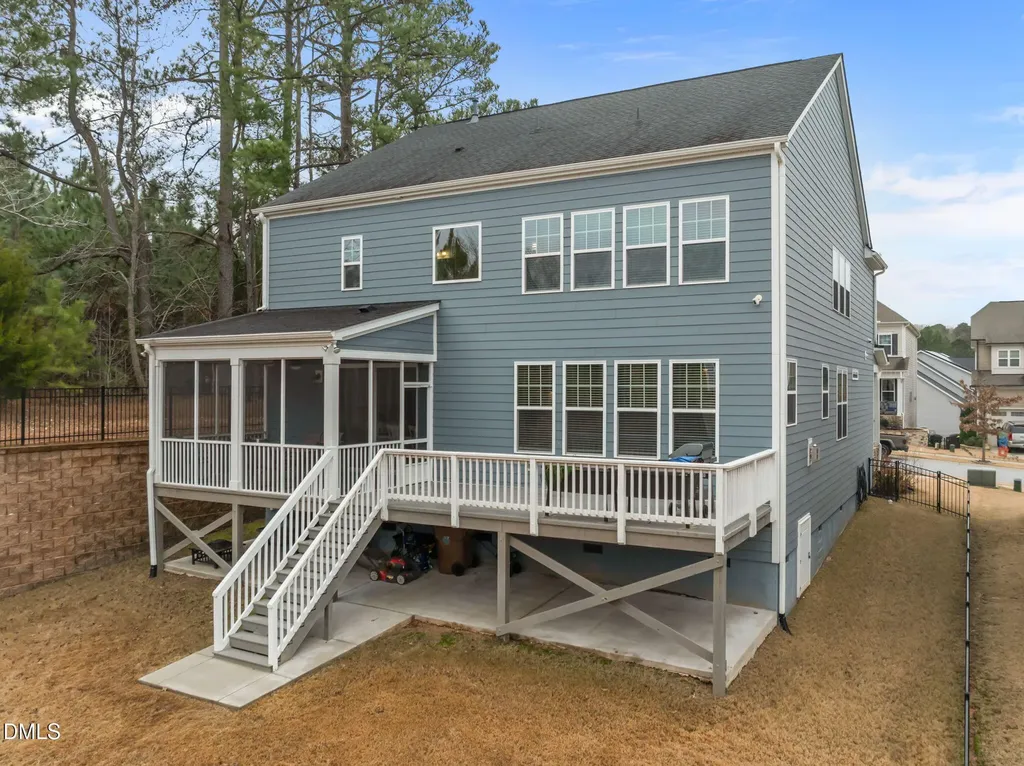204 Smoky Emerald Way Holly Springs NC 27540