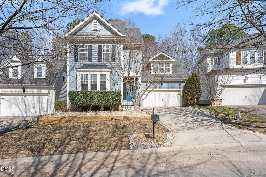 221 Thorndale Drive Holly Springs NC 27540