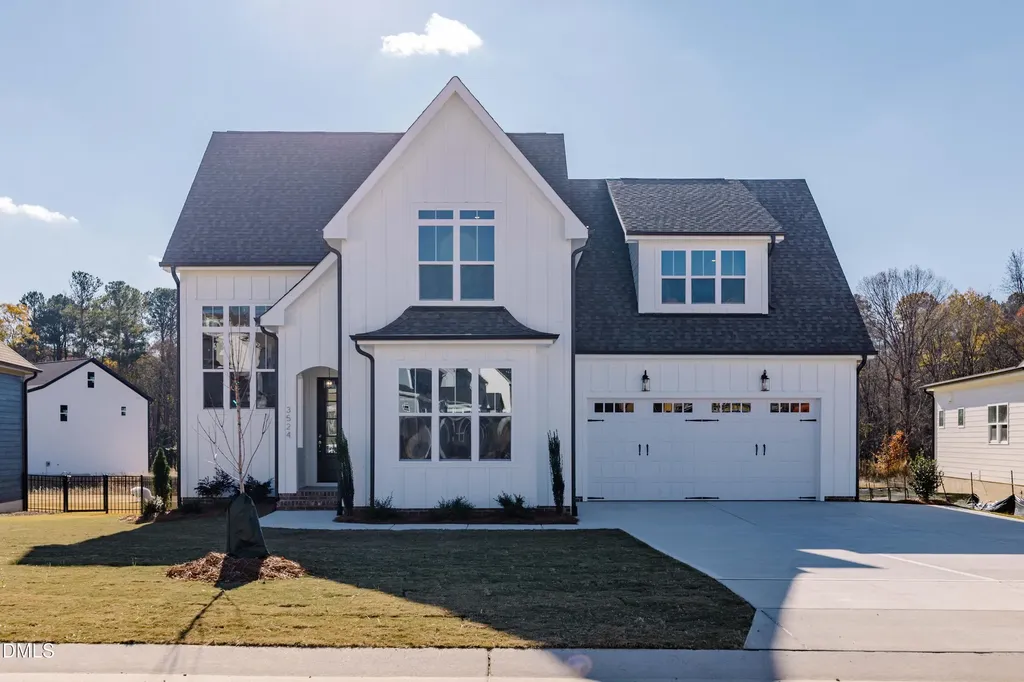 2312 Hilltop Bluffs Court Fuquay Varina NC 27526