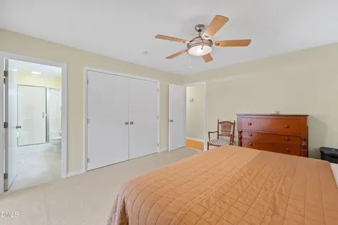 514 Holtz Lane Cary NC 27511